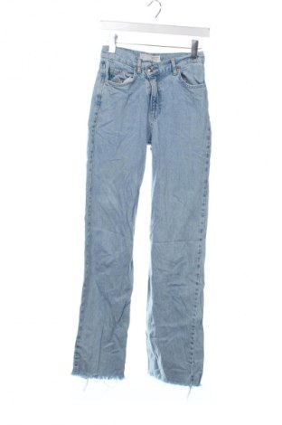 Női farmernadrág Stradivarius, Méret XXS, Szín Kék, Ár 7 879 Ft