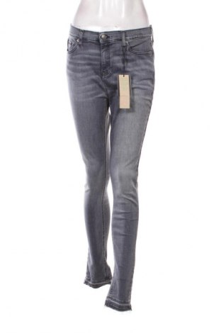 Blugi de femei Tommy Jeans, Mărime L, Culoare Gri, Preț 589,99 Lei