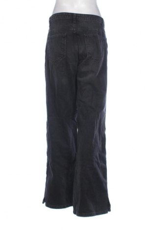 Blugi de femei Trendyol, Mărime M, Culoare Negru, Preț 108,04 Lei