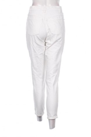 Damskie jeansy Unbranded, Rozmiar M, Kolor Biały, Cena 56,99 zł