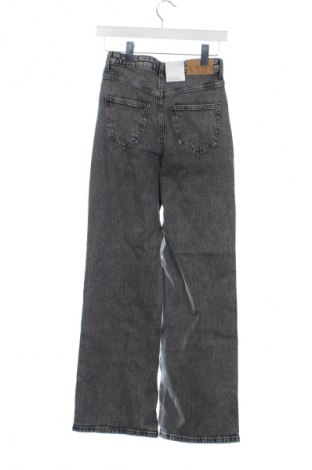 Γυναικείο Τζίν Vero Moda, Μέγεθος XS, Χρώμα Γκρί, Τιμή 49,99 €