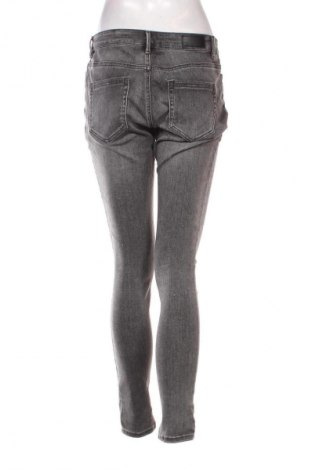 Blugi de femei Vero Moda, Mărime L, Culoare Gri, Preț 115,99 Lei