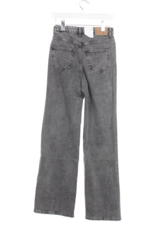 Damskie jeansy Vero Moda, Rozmiar S, Kolor Szary, Cena 252,99 zł