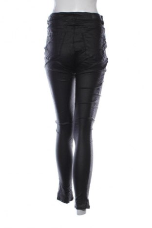 Дамски дънки Vero Moda, Размер XL, Цвят Черен, Цена 34,99 лв.