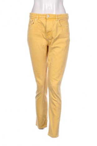 Damen Jeans Weekday, Größe M, Farbe Gelb, Preis 20,92 €