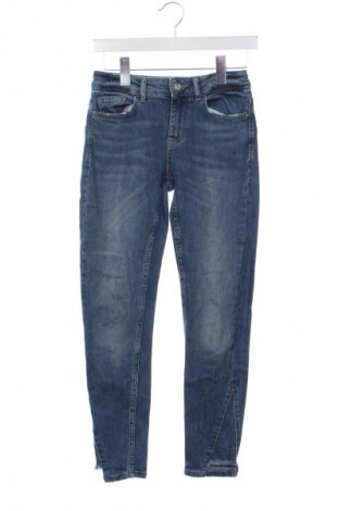 Γυναικείο Τζίν Zara, Μέγεθος XS, Χρώμα Μπλέ, Τιμή 17,99 €