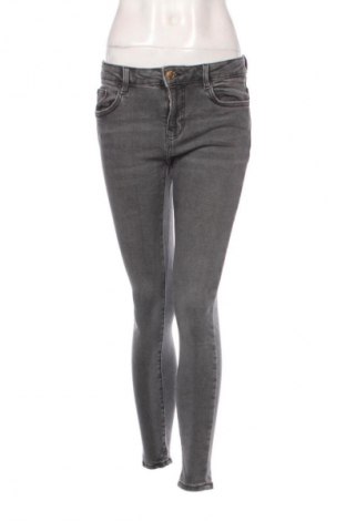 Damskie jeansy Zara, Rozmiar M, Kolor Szary, Cena 88,99 zł