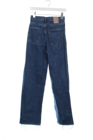 Damskie jeansy Zara, Rozmiar XS, Kolor Niebieski, Cena 88,99 zł