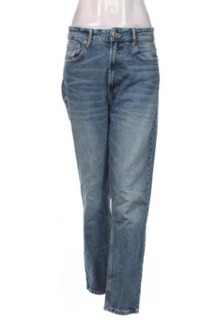 Damskie jeansy Zara, Rozmiar L, Kolor Niebieski, Cena 88,99 zł