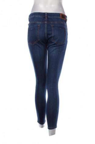 Damskie jeansy Zara, Rozmiar M, Kolor Niebieski, Cena 52,99 zł