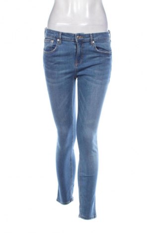 Damskie jeansy Zara, Rozmiar L, Kolor Niebieski, Cena 62,92 zł
