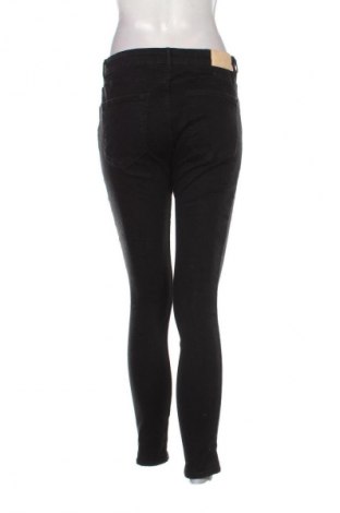 Damskie jeansy Zara, Rozmiar L, Kolor Czarny, Cena 88,99 zł
