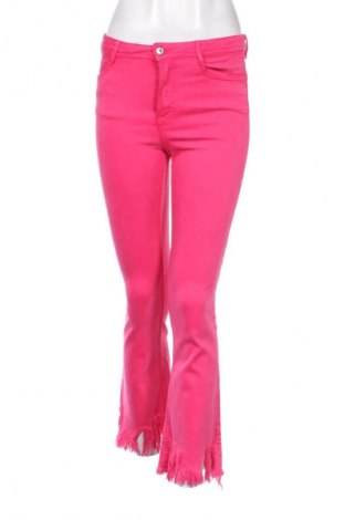 Damskie jeansy Zara Trafaluc, Rozmiar S, Kolor Różowy, Cena 62,00 zł