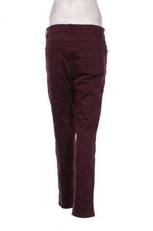 Damskie jeansy Zavanna, Rozmiar L, Kolor Czerwony, Cena 95,99 zł