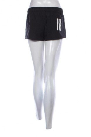 Pantaloni scurți de femei Adidas, Mărime M, Culoare Negru, Preț 115,99 Lei