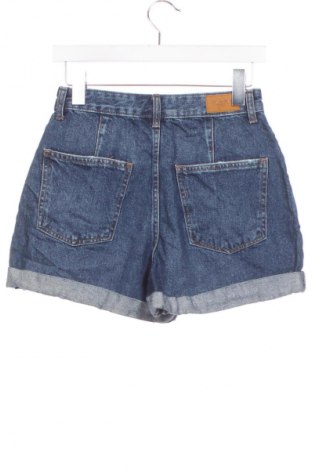 Дамски къс панталон Bershka, Размер S, Цвят Син, Цена 19,99 лв.
