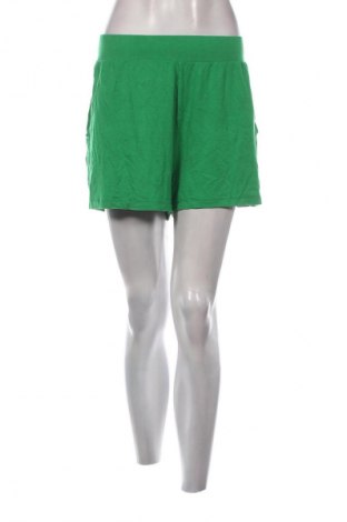 Damen Shorts Capsule, Größe XL, Farbe Grün, Preis 9,72 €