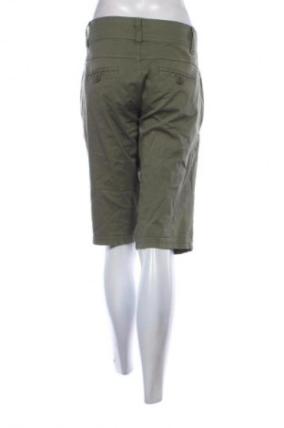 Pantaloni scurți de femei Essentials, Mărime L, Culoare Verde, Preț 64,99 Lei