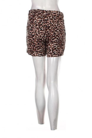 Pantaloni scurți de femei Essentials, Mărime L, Culoare Multicolor, Preț 64,99 Lei