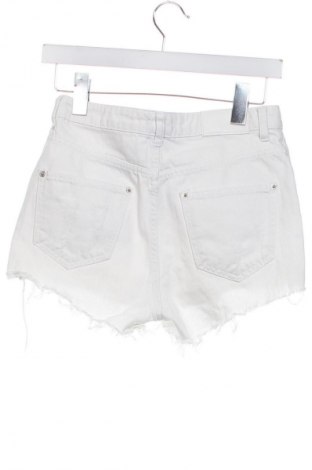 Damen Shorts Gina Tricot, Größe S, Farbe Weiß, Preis 10,23 €