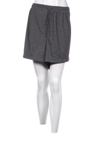 Pantaloni scurți de femei H&M, Mărime XXL, Culoare Gri, Preț 51,45 Lei