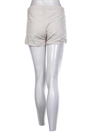 Pantaloni scurți de femei H&M, Mărime M, Culoare Bej, Preț 50,00 Lei