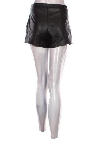 Damen Shorts H&M Divided, Größe M, Farbe Schwarz, Preis 13,99 €