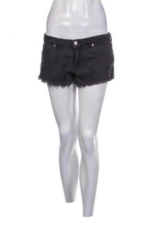 Pantaloni scurți de femei H&M Divided, Mărime M, Culoare Negru, Preț 50,00 Lei