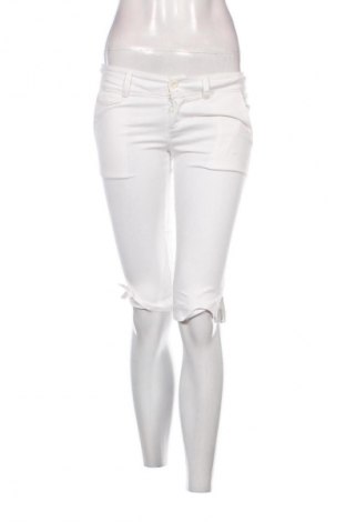 Pantaloni scurți de femei Lolita, Mărime S, Culoare Alb, Preț 50,00 Lei