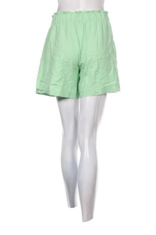 Pantaloni scurți de femei Marks & Spencer, Mărime M, Culoare Verde, Preț 48,99 Lei