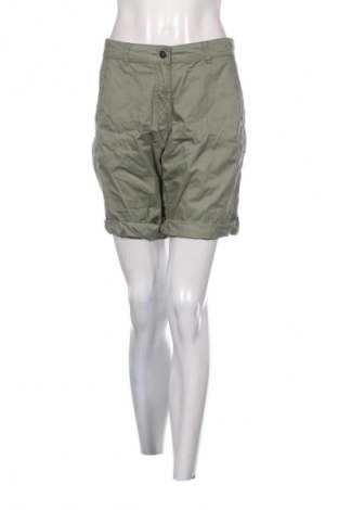 Pantaloni scurți de femei Montego, Mărime XL, Culoare Verde, Preț 95,00 Lei