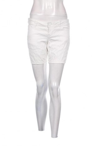 Pantaloni scurți de femei Oxxy, Mărime S, Culoare Alb, Preț 50,00 Lei