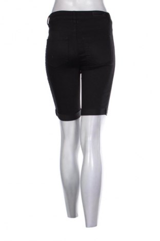 Pantaloni scurți de femei Pieces, Mărime S, Culoare Negru, Preț 52,63 Lei