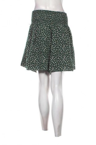 Damen Shorts SHEIN, Größe XL, Farbe Mehrfarbig, Preis 13,99 €