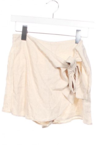 Damen Shorts Stradivarius, Größe M, Farbe Ecru, Preis € 21,99