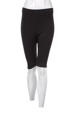 Pantaloni scurți de femei Stradivarius, Mărime S, Culoare Negru, Preț 30,98 Lei