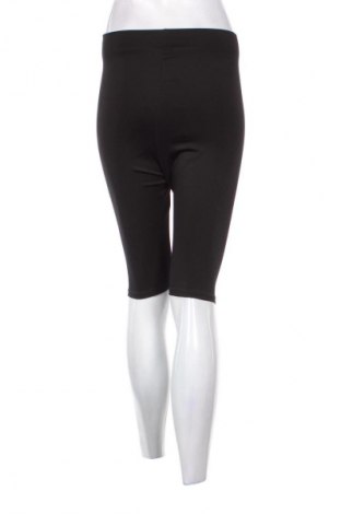 Pantaloni scurți de femei Stradivarius, Mărime S, Culoare Negru, Preț 30,98 Lei