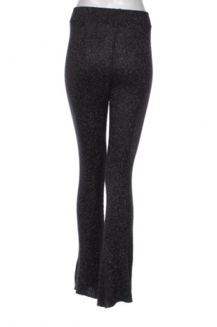 Damskie legginsy Pull&Bear, Rozmiar M, Kolor Kolorowy, Cena 83,01 zł