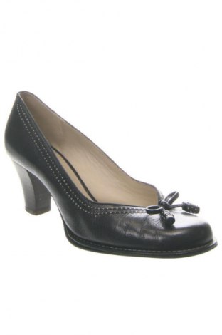 Дамски обувки Clarks, Размер 38, Цвят Черен, Цена 89,17 лв.