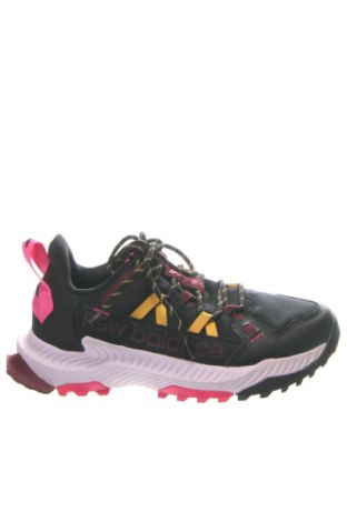 Dámske topánky  New Balance, Veľkosť 40, Farba Viacfarebná, Cena  90,59 €