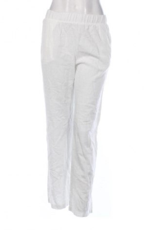 Damenhose Bershka, Größe S, Farbe Weiß, Preis 23,52 €