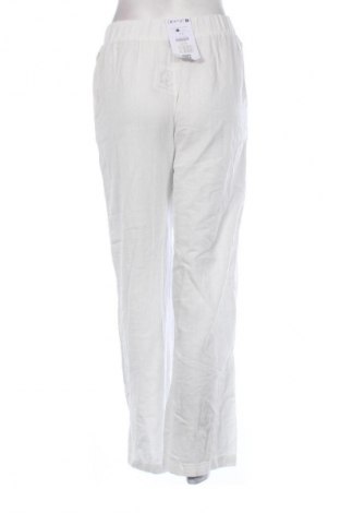Damenhose Bershka, Größe S, Farbe Weiß, Preis 23,52 €