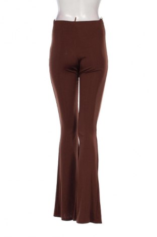 Pantaloni de femei Bershka, Mărime M, Culoare Maro, Preț 98,99 Lei
