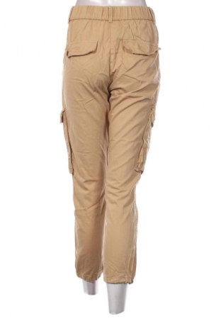 Pantaloni de femei Bershka, Mărime S, Culoare Bej, Preț 98,99 Lei
