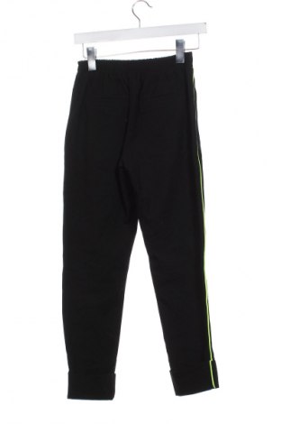 Damskie spodnie Bershka, Rozmiar XS, Kolor Czarny, Cena 69,01 zł