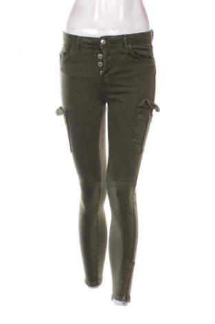 Dámske nohavice Bershka, Veľkosť M, Farba Zelená, Cena  16,95 €