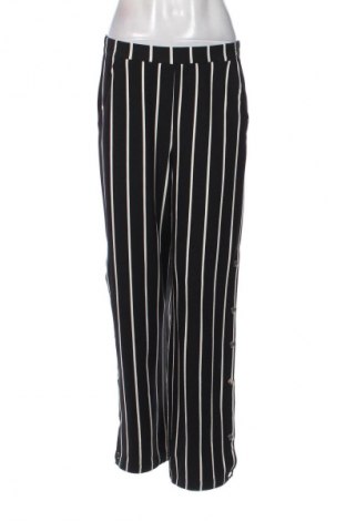 Női nadrág Bershka, Méret M, Szín Sokszínű, Ár 7 020 Ft