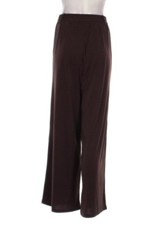 Pantaloni de femei C 02, Mărime M, Culoare Maro, Preț 98,99 Lei