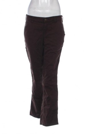 Дамски панталон Carhartt, Размер M, Цвят Кафяв, Цена 68,99 лв.