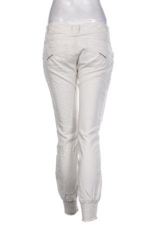 Pantaloni de femei Clockhouse, Mărime M, Culoare Bej, Preț 76,30 Lei